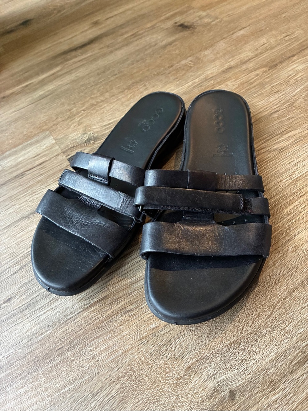 ECCO Black Leather Strappy Comfort Slide Sandals EU 38 US 7 7.5